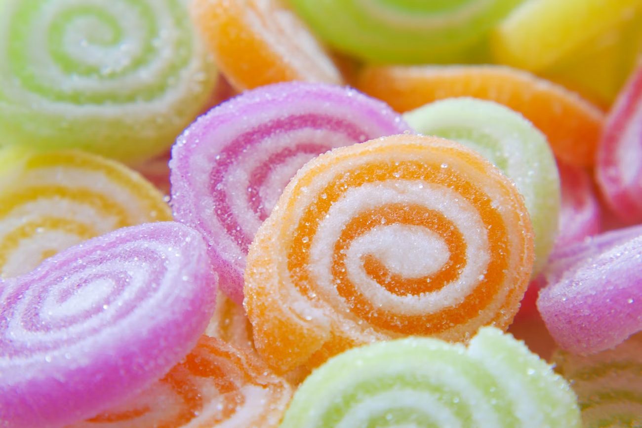 Rebuçados de gelatina coloridos em close-up